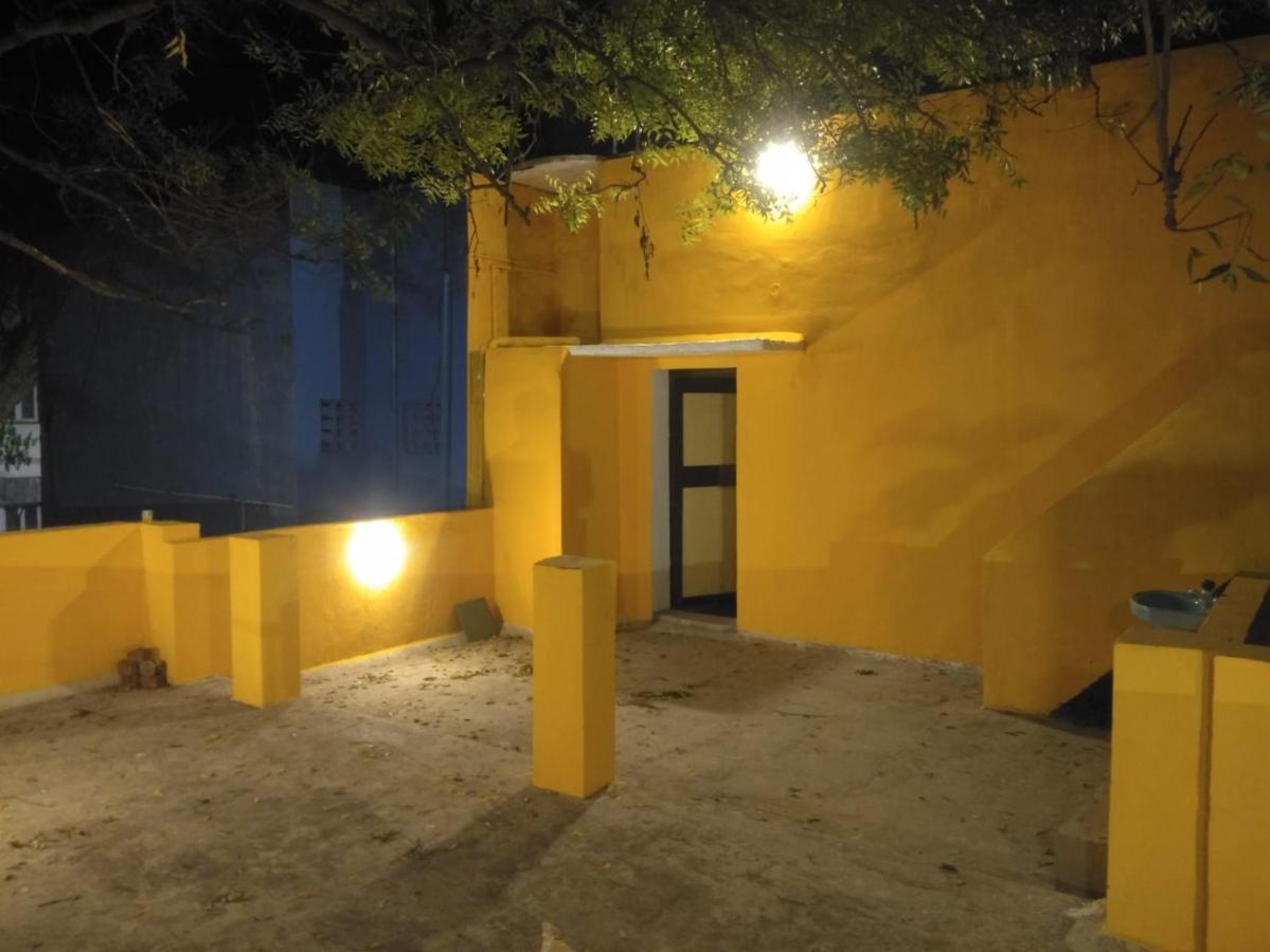 Nks Homestay Puducherry Exterior foto