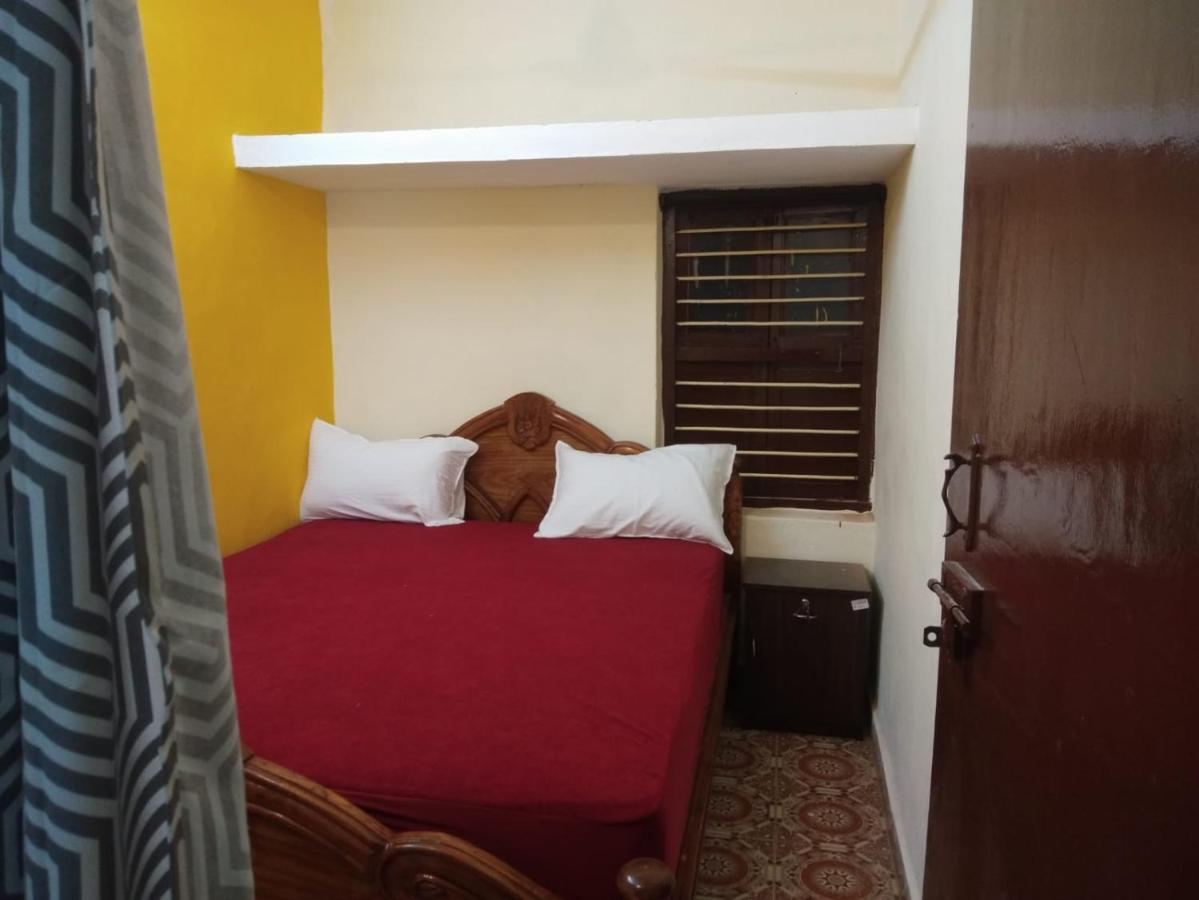 Nks Homestay Puducherry Exterior foto